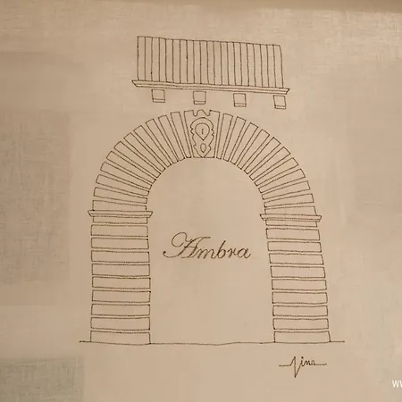 לינה וארוחת בוקר Cavour גלאטינה