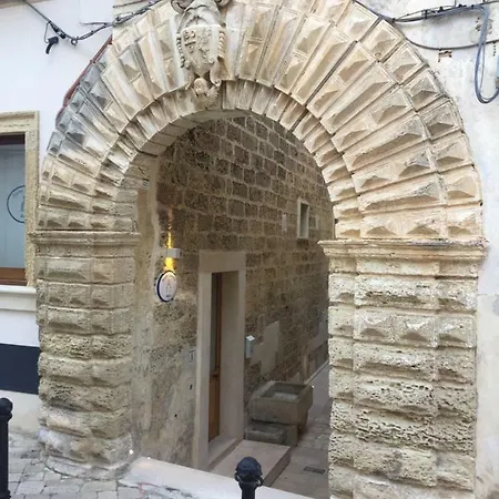 Cavour Bed & Breakfast 3*