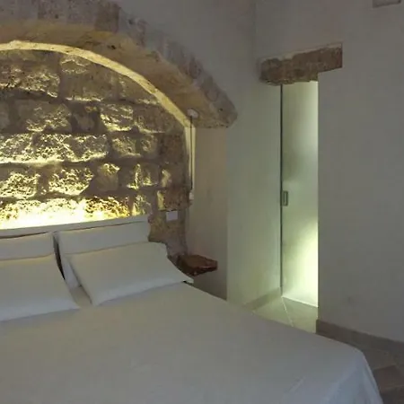 Cavour Bed and breakfast *