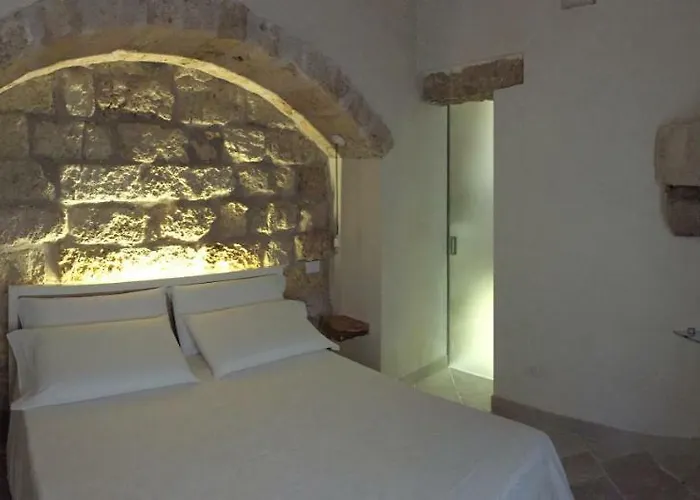 Cavour Bed & Breakfast 3*